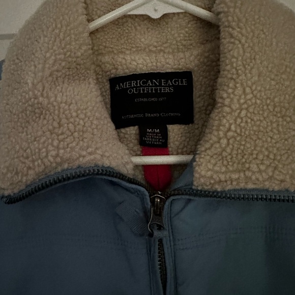 American Eagle Shelter Series Outdoor Vest - Picture 3 of 4